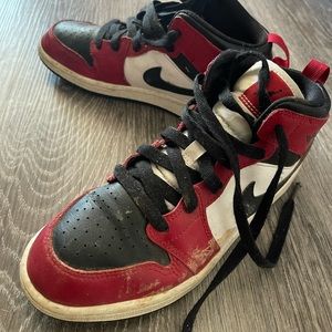 Boys Jordan’s size 2.5y red, white, black